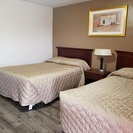 Richard Lake Motel Coniston エクステリア 写真